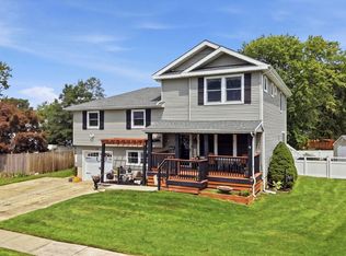 16 Fresh Spring Cv, Somers Point, NJ 08244