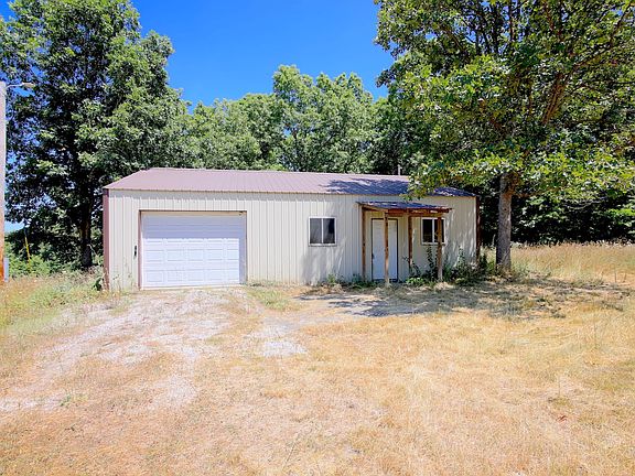 3rd image of 292 Fordland Hills Dr