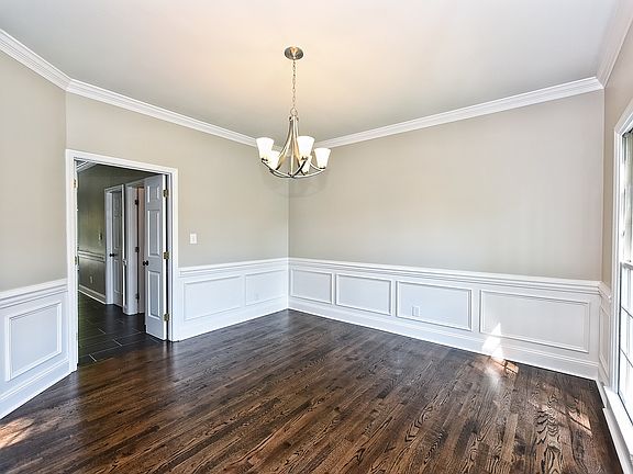 4th image of 4517 Grandfathers Ln