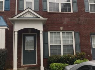 304 Paden Cove Trl, Lawrenceville, GA 30044