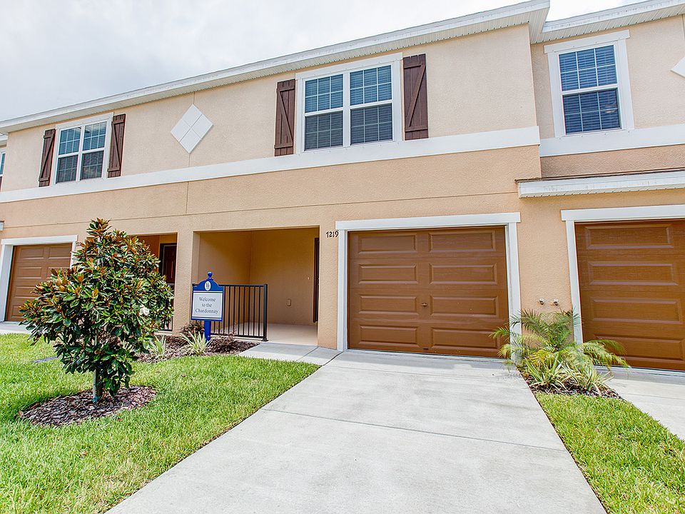 New townhomes for sale in Gibsonton, FL