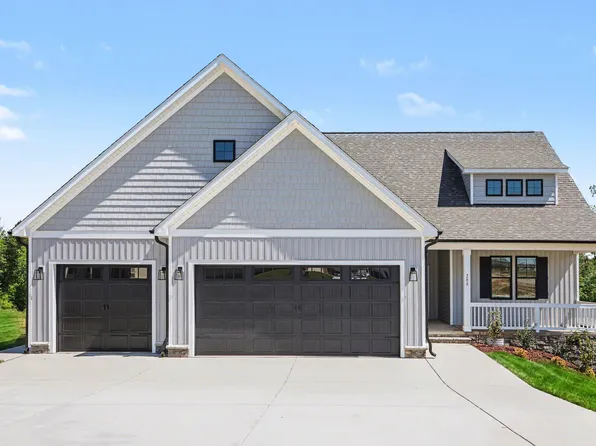 288 Tee Dr, Selma, NC 27576