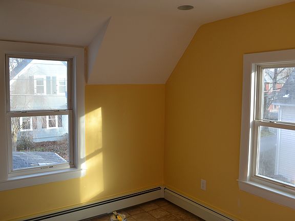 Dining area in kitchen