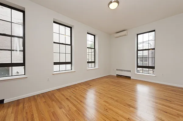 Rented by Compass | media 1