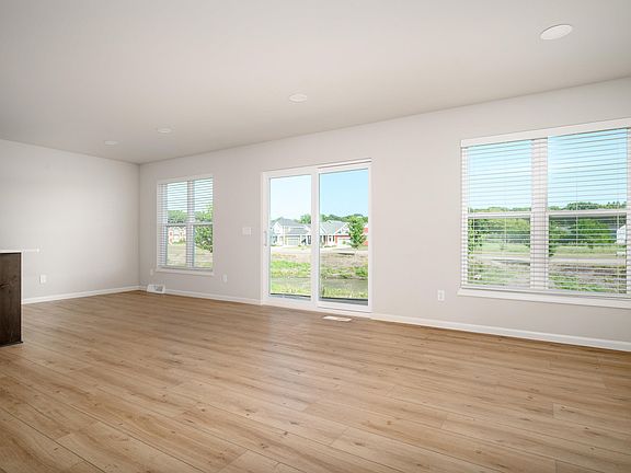 4th image of 40 Spittlebug Cir