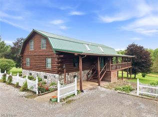 7374 Vale Rd, Rogers, OH 44455