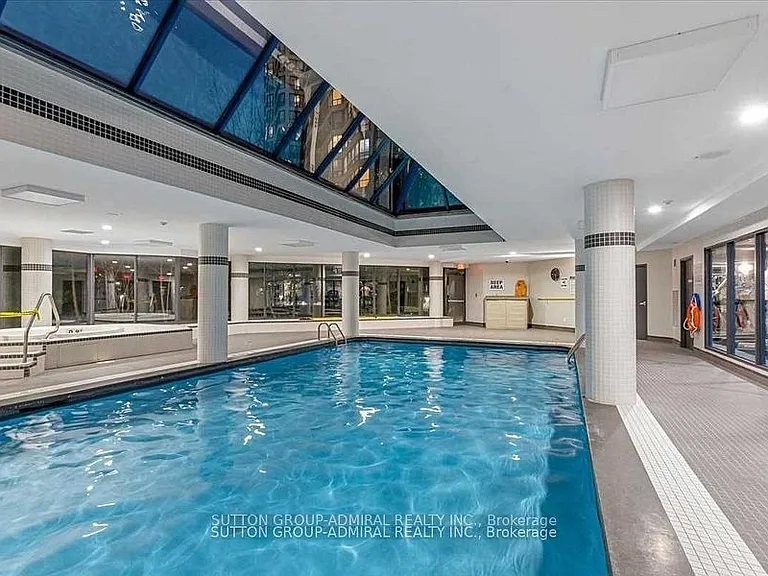 7300 Yonge St #302 — Photo 7