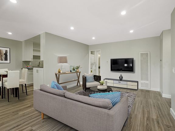 4th image of 6615-6621 W 86th Pl #15-115