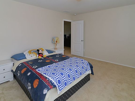 5th image of 8728 Stone Valley Dr