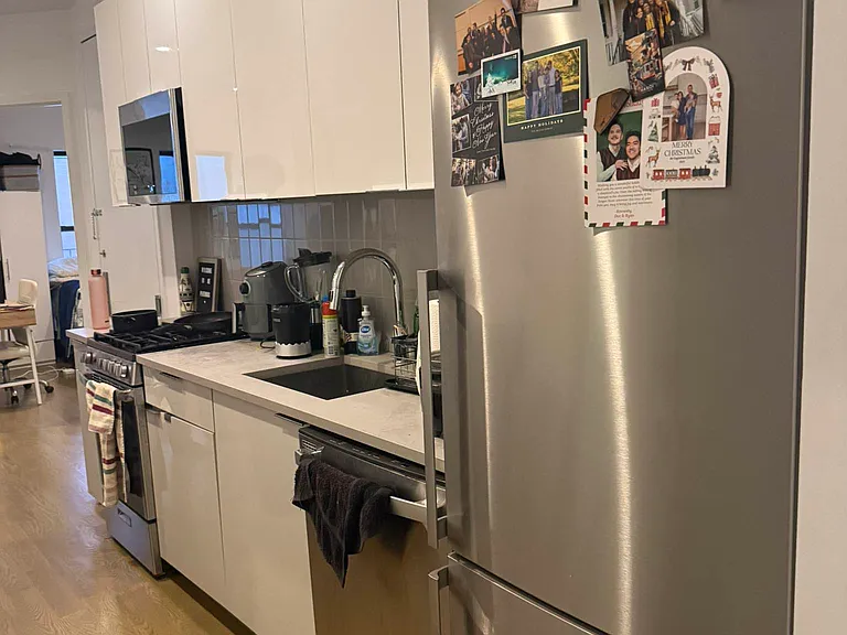 164 Lexington Ave #3 — Photo 4
