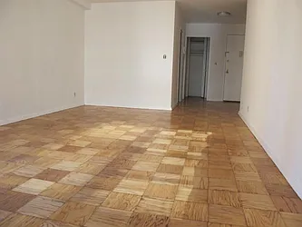 Rented by Metropolis Real Estate of Manhattan