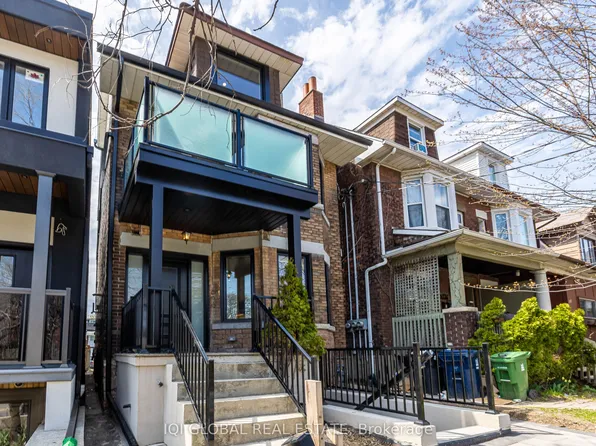 1502 Dufferin St Floor 3, Toronto, ON M6H 3L4