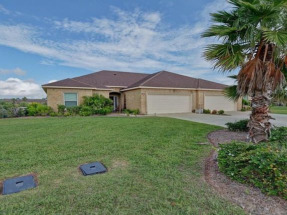 2nd image of 4 Valdarama Dr