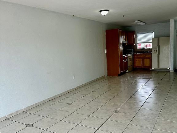 3rd image of 6850 W 16th Dr APT 319