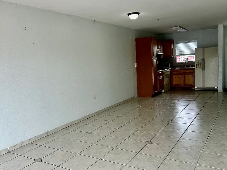 6850 W 16th Dr #319 — Photo 4