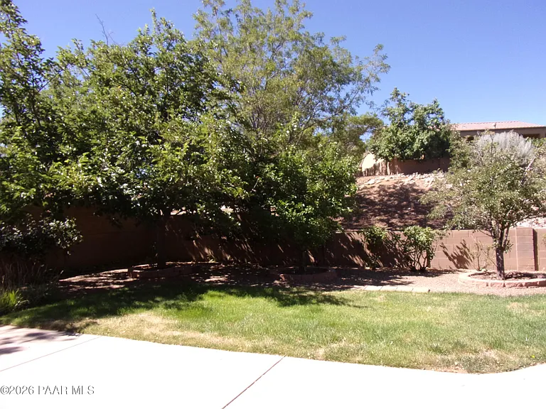 7239 E Barefoot Ln — Photo 23