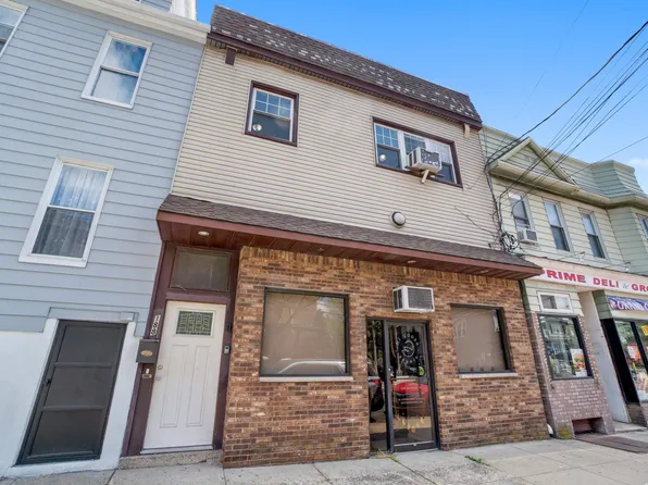 188 Avenue B image 1 of 23