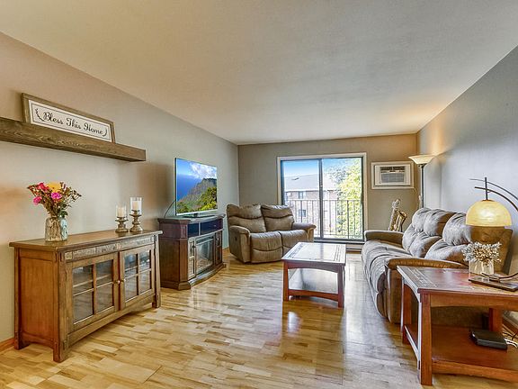 4th image of 6336 W Forest Home Ave APT 204