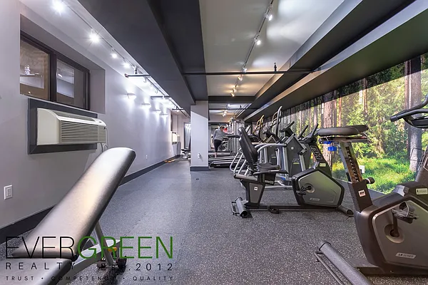 Rented by ERNY LLC | media 22