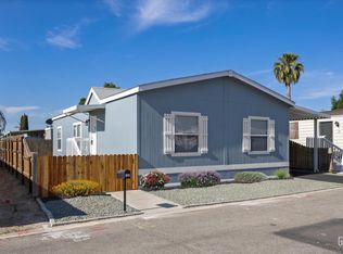 131 Fernwood Ln, Bakersfield, CA 93308