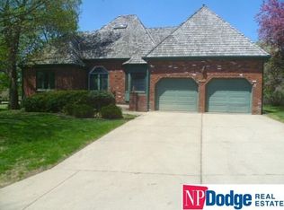 12024 Washington Plz, Omaha, NE 68137