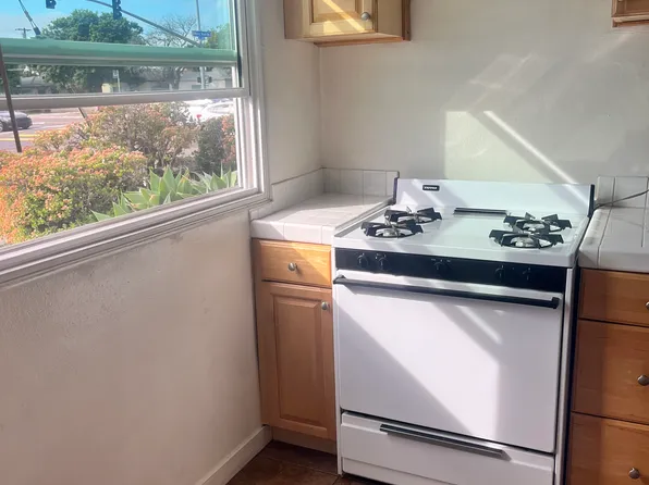 1602 Pacific Beach Dr, San Diego, CA 92109