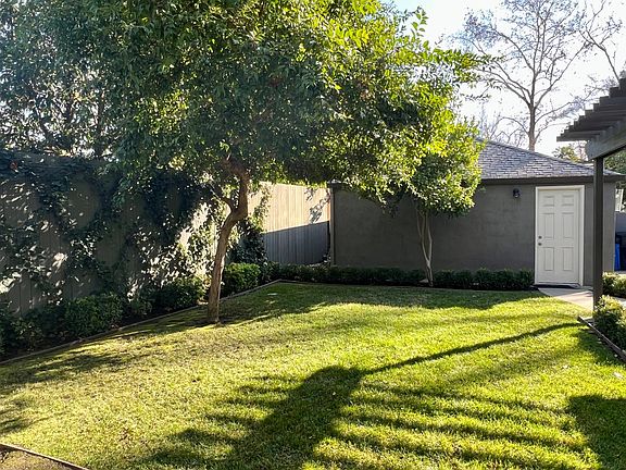 5th image of 1313 Swanston Dr
