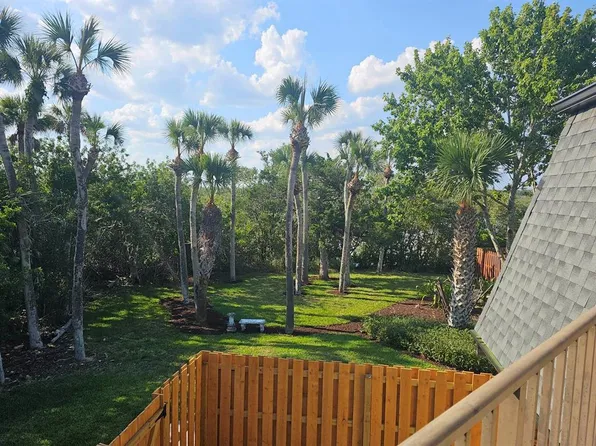 152 Cedar Dunes Dr, New Smyrna Beach, FL 32169