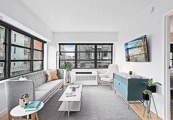 3rd image of 66 Ainslie St Unit 3E