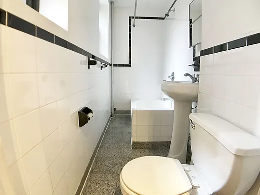 Rented by Ink Realty Services LLC | media 35