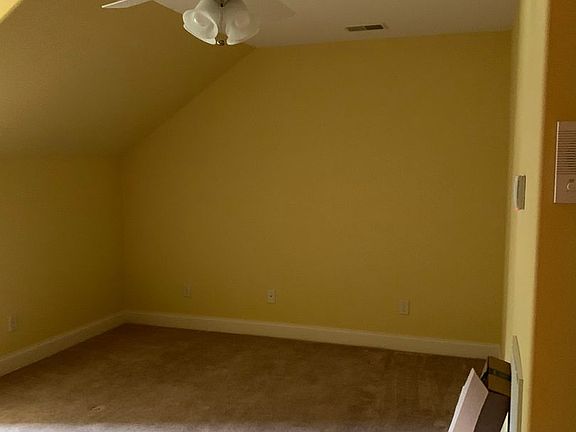4th image of 136 Nickolas Cir