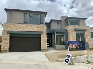 20422 W Birmingham Way, Northridge, CA 91326