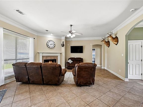 5th image of 112 Normandy Dr