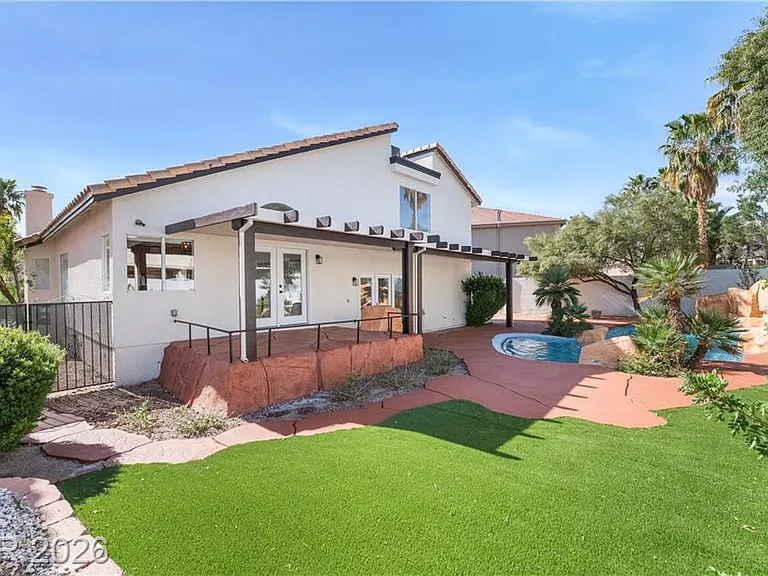 8640 Copper Ridge Ave — Photo 32