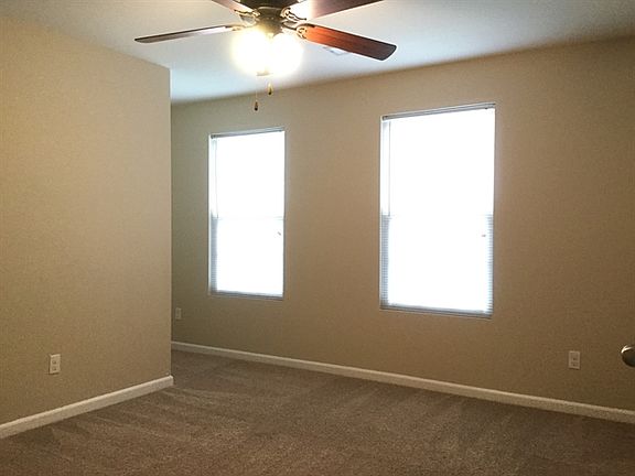 5th image of 751 Gloucester Ln