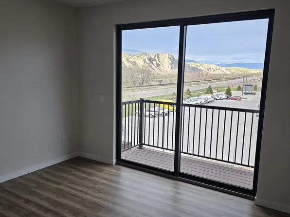 700 Red Table Dr #305, Gypsum, CO 81637