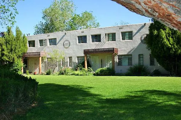 2 bed, 850 sqft, $1,095 — Photo 2