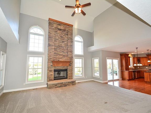 5th image of 14166 Murphy Cir E