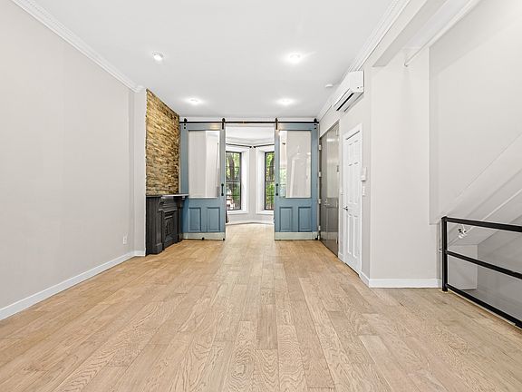 5th image of 286 Clifton Pl #1