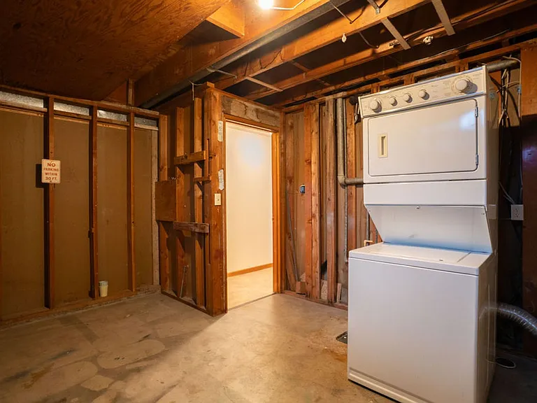 610 N Aurora Ave — Photo 27