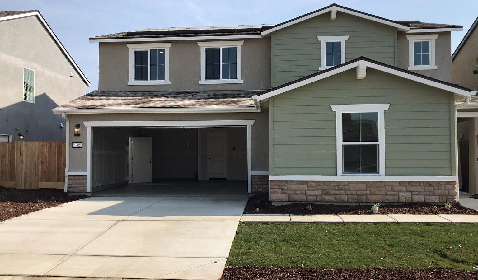 4508 Lindsey Ln — Photo 1