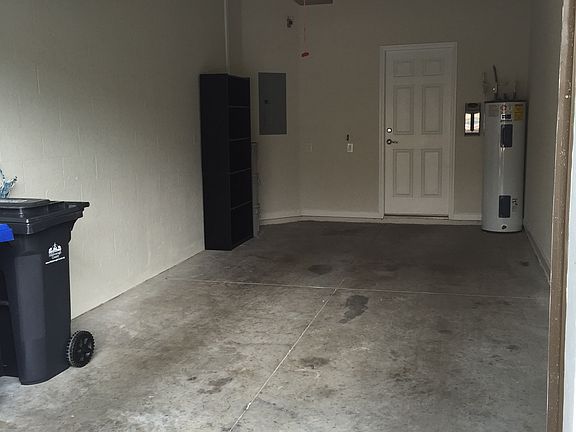 Attached Garage