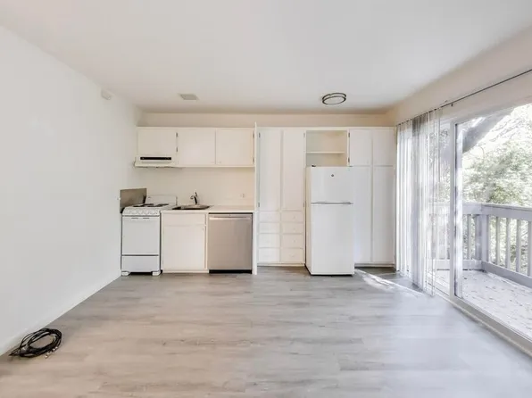 17 Devonshire Blvd #3, San Carlos, CA 94070