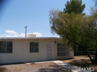 745 W Calle Medina S, Tucson, AZ 85756