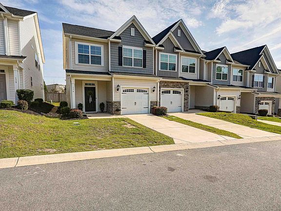3rd image of 174 Potano Dr