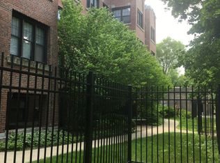 1413 W Sherwin Ave, Chicago, IL 60626