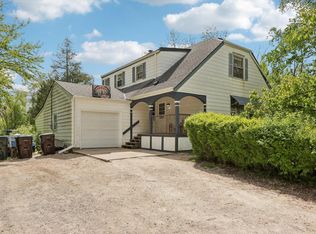 3730 S Sunny Slope Rd, New Berlin, WI 53151