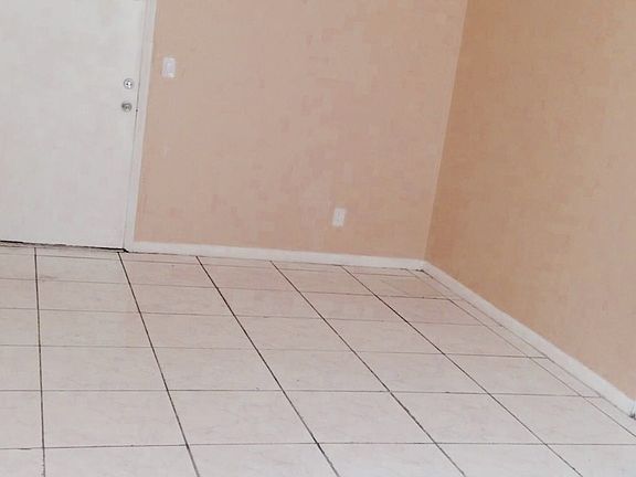 5th image of 7640 Kimberly Blvd APT 2B