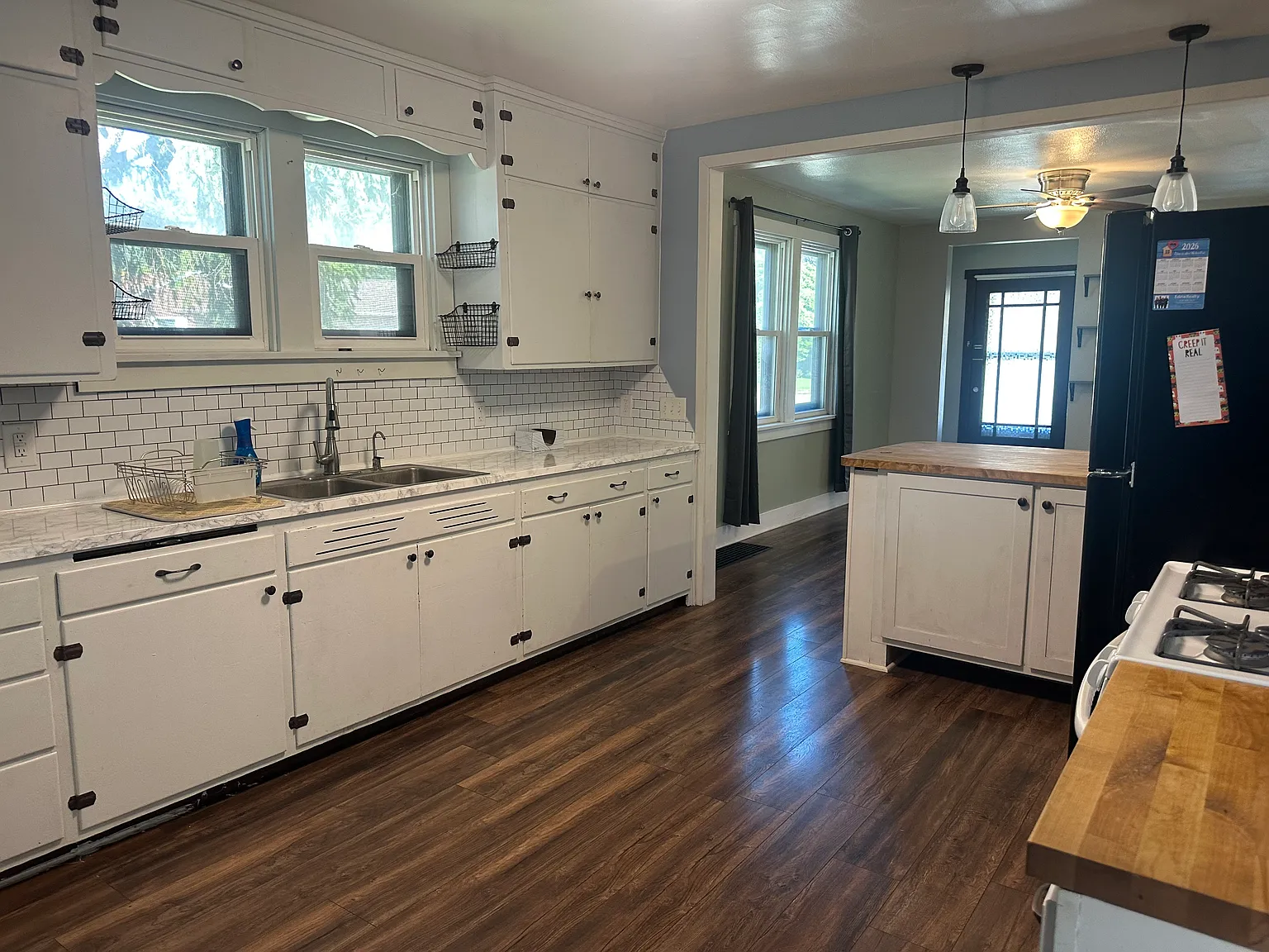 3 bed, 1236 sqft, $1,850 — Photo 3
