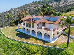 2702 Country Club Dr, Escondido, CA 92029